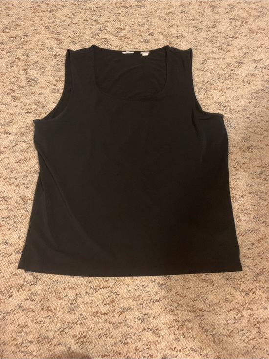 Tops - Classic Black Scoop Neck Women's Tank Top